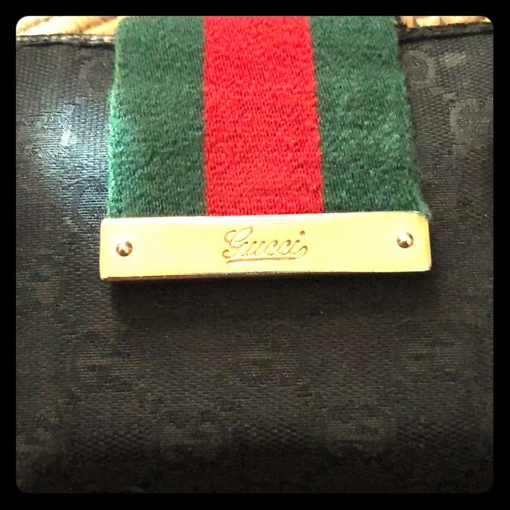 Gucci Wallet 100% AUTHENTIC!!